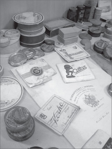 Иллюстрация к книге — Вокруг Петербурга. Заметки наблюдателя [i_188.jpg]