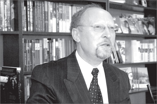 Иллюстрация к книге — Вокруг Петербурга. Заметки наблюдателя [i_195.jpg]