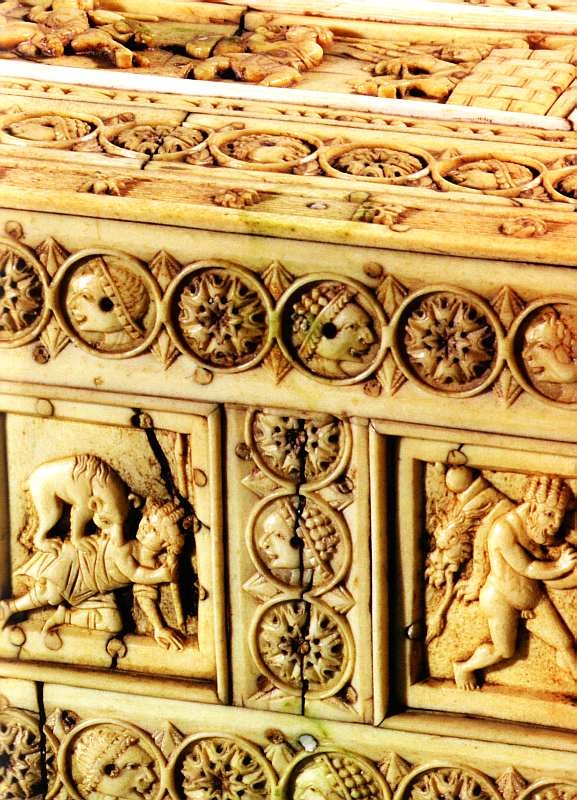 Иллюстрация к книге — Музей Клюни [i_017.jpg]