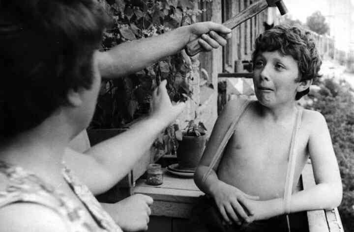 Иллюстрация к книге — «Агата Кристи». Чёрные сказки белой зимы [i_007.jpg]