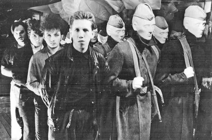 Иллюстрация к книге — «Агата Кристи». Чёрные сказки белой зимы [i_041.jpg]