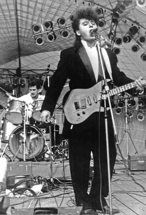 Иллюстрация к книге — «Агата Кристи». Чёрные сказки белой зимы [i_054.jpg]