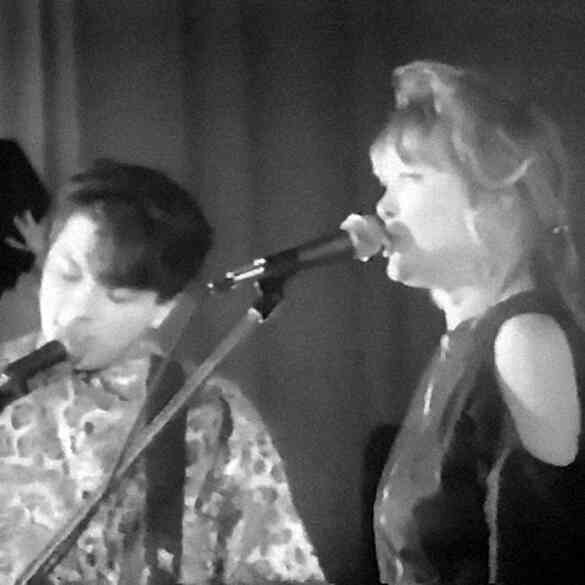 Иллюстрация к книге — «Агата Кристи». Чёрные сказки белой зимы [i_070.jpg]