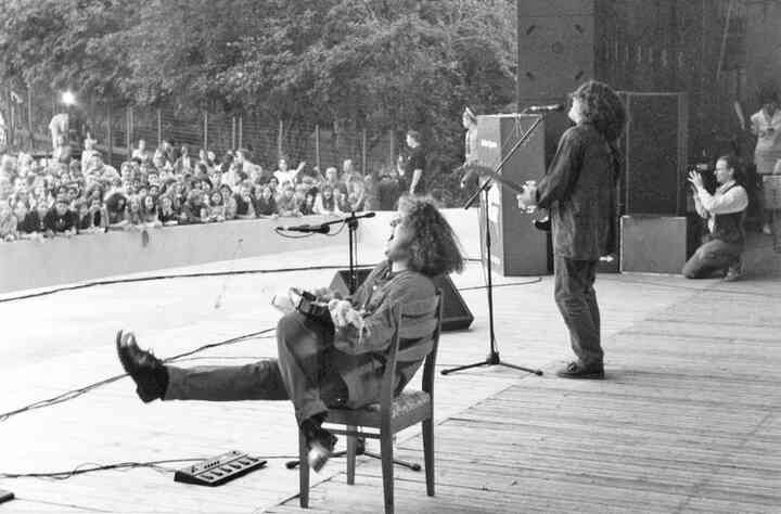 Иллюстрация к книге — «Агата Кристи». Чёрные сказки белой зимы [i_110.jpg]