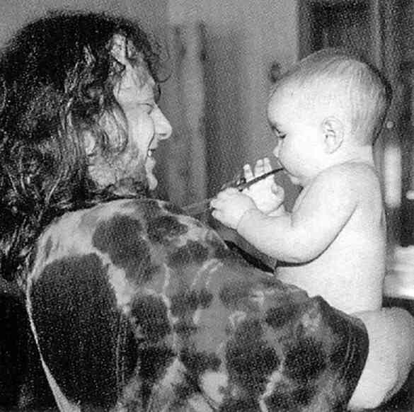 Иллюстрация к книге — «Агата Кристи». Чёрные сказки белой зимы [i_150.jpg]