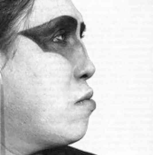 Иллюстрация к книге — «Агата Кристи». Чёрные сказки белой зимы [i_163.jpg]