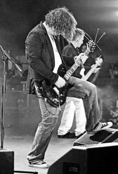 Иллюстрация к книге — «Агата Кристи». Чёрные сказки белой зимы [i_178.jpg]