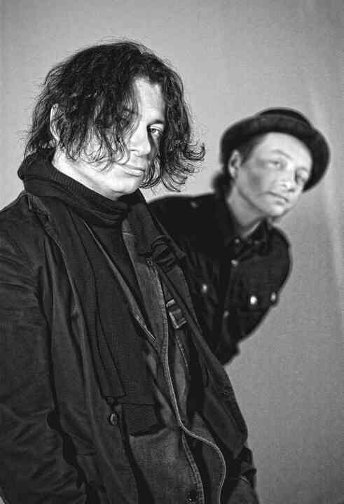 Иллюстрация к книге — «Агата Кристи». Чёрные сказки белой зимы [i_196.jpg]