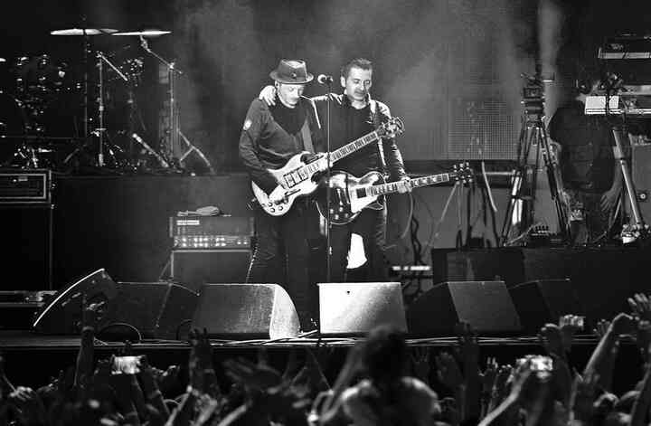 Иллюстрация к книге — «Агата Кристи». Чёрные сказки белой зимы [i_208.jpg]