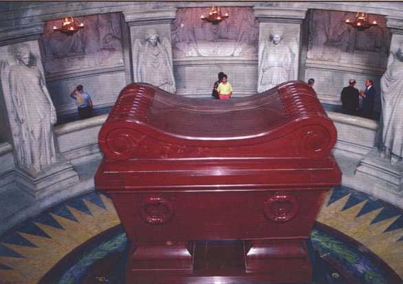 Иллюстрация к книге — Блистательный Париж. История. Легенды. Предания [i_048.jpg]