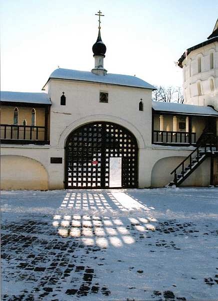 Иллюстрация к книге — Московский Данилов монастырь [i_037.jpg]