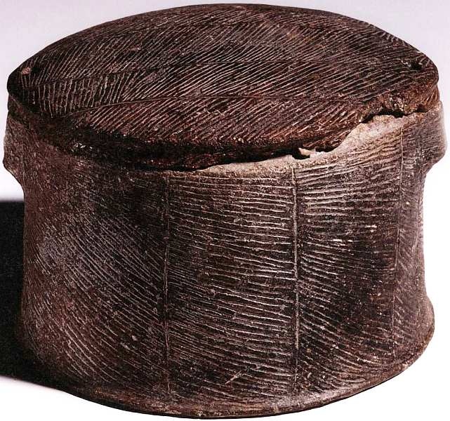 Иллюстрация к книге — Музей кикладского искусства Афины [i_011.jpg]