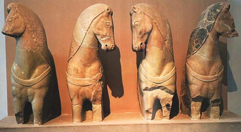 Иллюстрация к книге — Музей Акрополя [i_017.jpg]