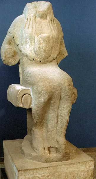 Иллюстрация к книге — Музей Акрополя [i_035.jpg]