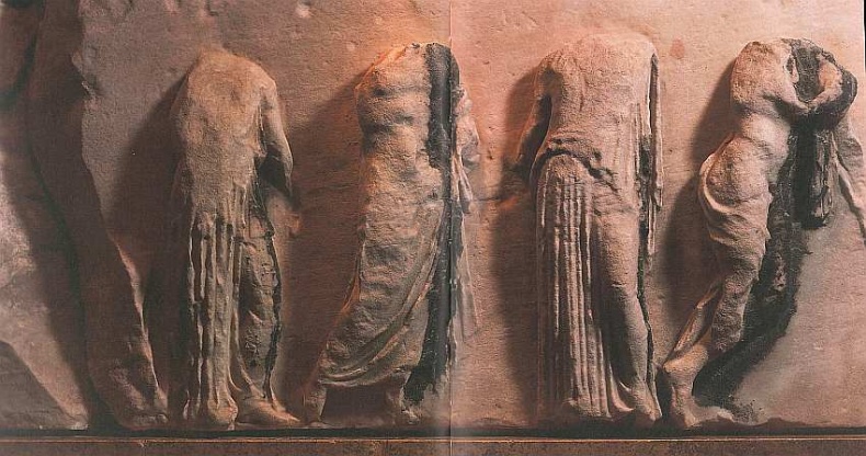 Иллюстрация к книге — Музей Акрополя [i_050.jpg]