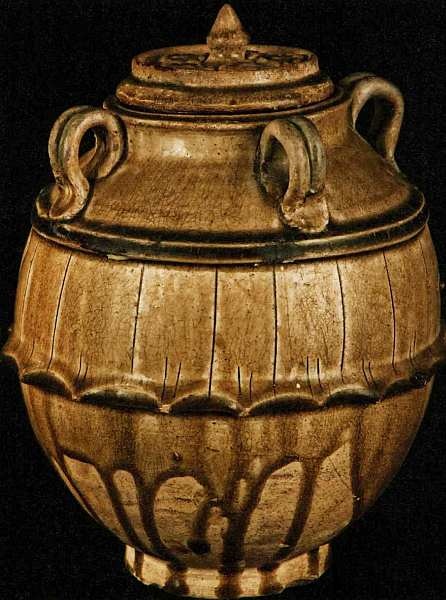 Иллюстрация к книге — Национальный музей Джакарта. [i_033.jpg]