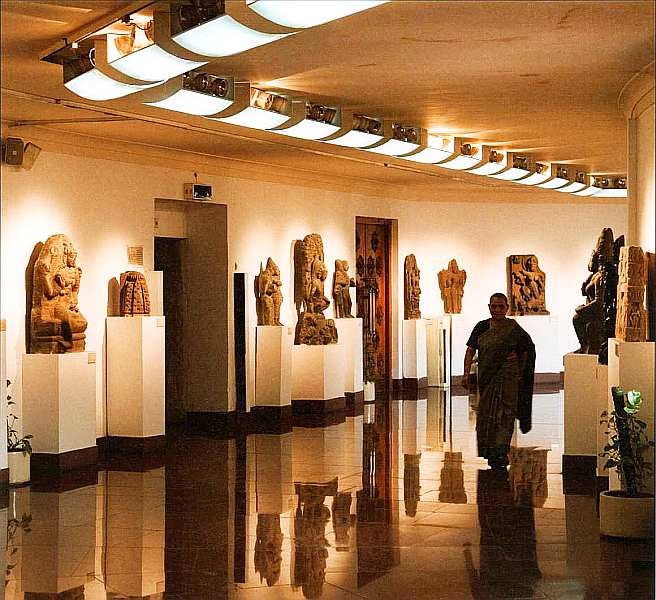 Иллюстрация к книге — Национальный музей Индии [i_003.jpg]