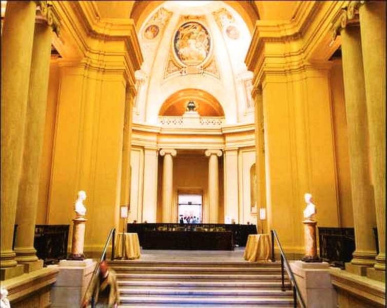 Иллюстрация к книге — Музей изящных искусств Бостон [i_002.jpg]