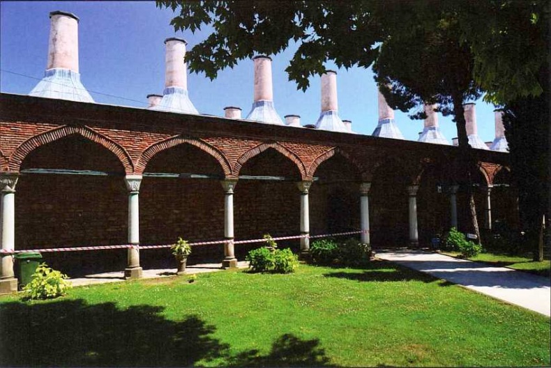 Иллюстрация к книге — Дворец-музей Топкапы Стамбул [i_013.jpg]