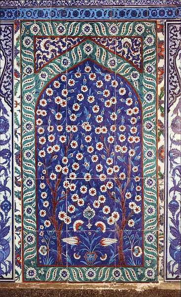 Иллюстрация к книге — Дворец-музей Топкапы Стамбул [i_068.jpg]