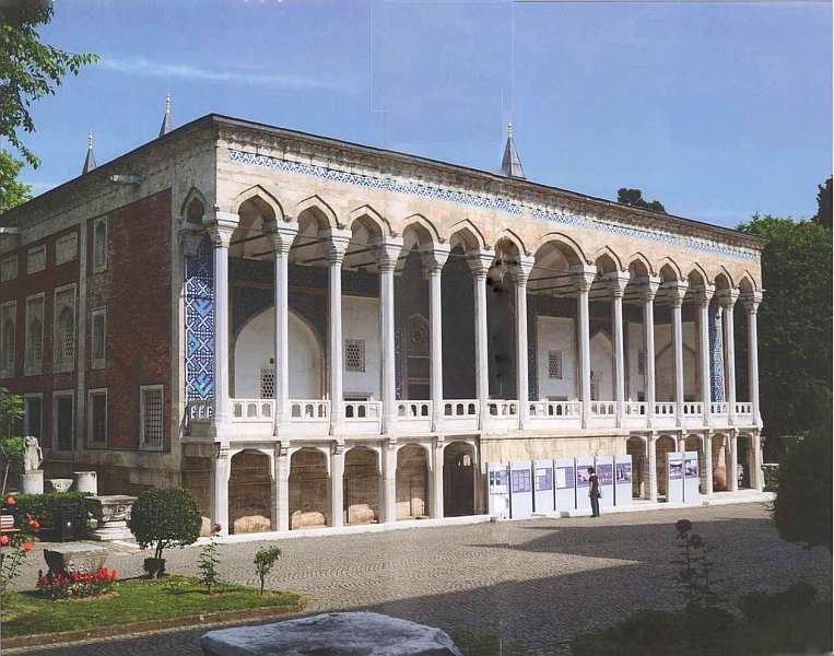 Иллюстрация к книге — Дворец-музей Топкапы Стамбул [i_080.jpg]