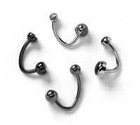 Иллюстрация к книге — Энциклопедия Пирсинга. Настольная книга мастера и клиента [jcurve.jpg]