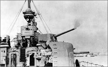 Иллюстрация к книге — Героические корабли Великой Отечественной [i_057.jpg]