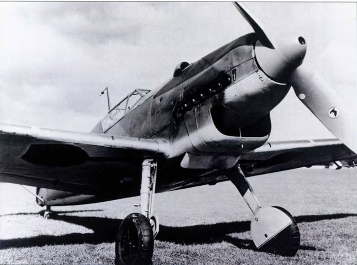 Иллюстрация к книге — Me 109. Мессершмитт. 1936-1942 [pic_1.jpg]