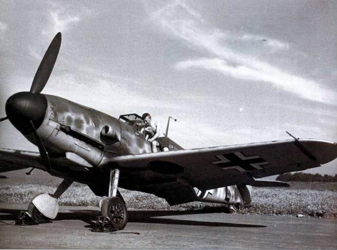 Иллюстрация к книге — Me 109. Мессершмитт. 1936-1942 [pic_2.jpg]