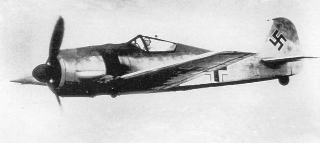 Иллюстрация к книге — Фокке-Вульф Fw 190, 1936-1945 [pic_16.jpg]