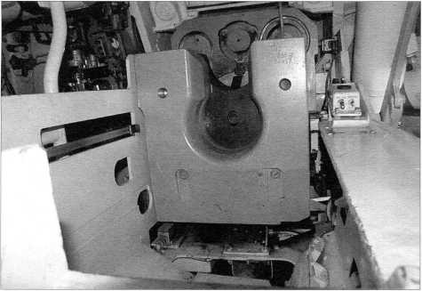 Иллюстрация к книге — Самоходные артиллерийские установки «Акация», «Тюльпан» и «Гиацинт» [i_034.jpg]