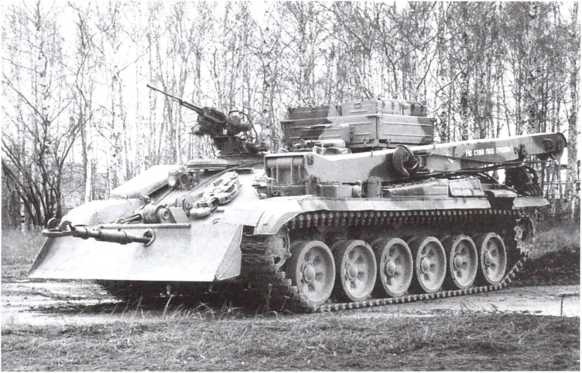 Иллюстрация к книге — Т-72. Уральская броня против НАТО [i_120.jpg]