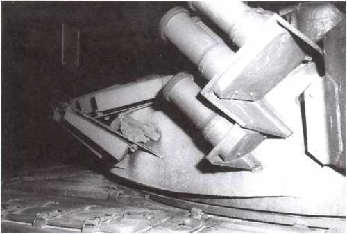 Иллюстрация к книге — Т-72. Уральская броня против НАТО [i_165.jpg]