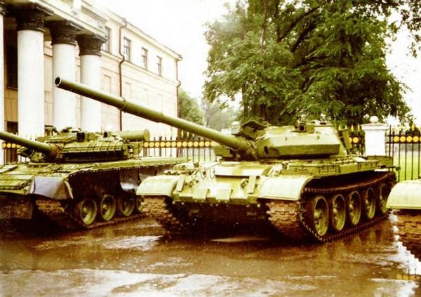 Иллюстрация к книге — Т-62: Убийца «Центурионов» и «Олифантов» [i_074.jpg]