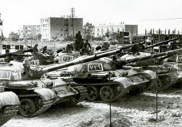 Иллюстрация к книге — Т-62: Убийца «Центурионов» и «Олифантов» [i_112.jpg]