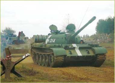 Иллюстрация к книге — Т-54 и Т-55. «Танк-солдат» [i_038.jpg]