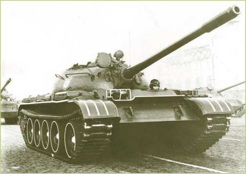 Иллюстрация к книге — Т-54 и Т-55. «Танк-солдат» [i_044.jpg]