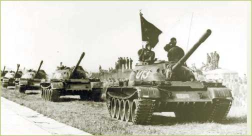 Иллюстрация к книге — Т-54 и Т-55. «Танк-солдат» [i_072.jpg]