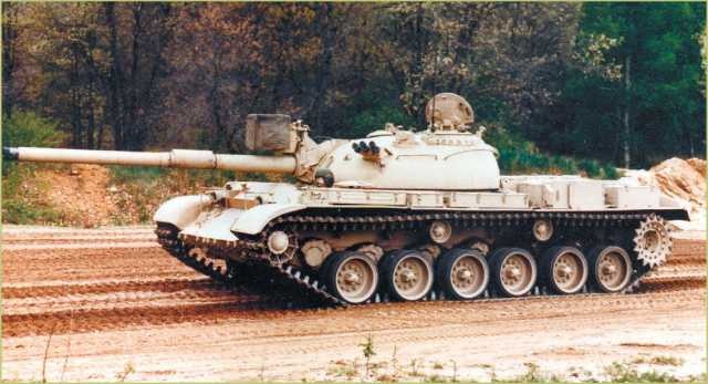 Иллюстрация к книге — Т-54 и Т-55. «Танк-солдат» [i_089.jpg]