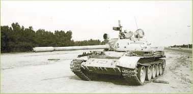 Иллюстрация к книге — Т-54 и Т-55. «Танк-солдат» [i_165.jpg]