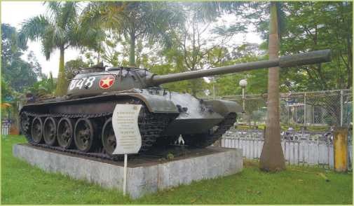 Иллюстрация к книге — Т-54 и Т-55. «Танк-солдат» [i_173.jpg]