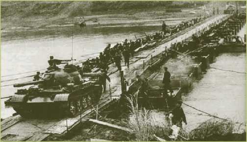 Иллюстрация к книге — Т-54 и Т-55. «Танк-солдат» [i_176.jpg]