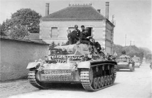 Иллюстрация к книге — Panzer III: Стальной символ блицкрига [i_071.jpg]