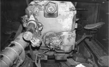 Иллюстрация к книге — «Зверобои». Убийцы «Тигров» [i_016.jpg]