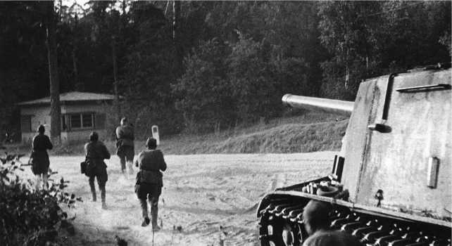 Иллюстрация к книге — «Зверобои». Убийцы «Тигров» [i_091.jpg]