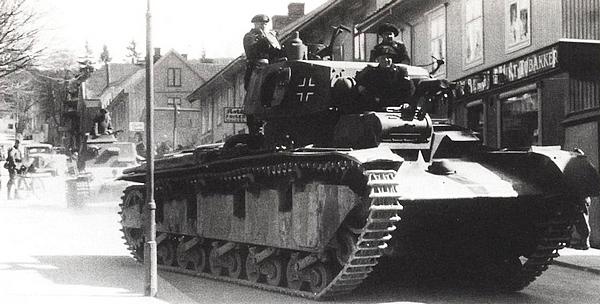 Иллюстрация к книге — Танковый блицкриг [i_048.jpg]