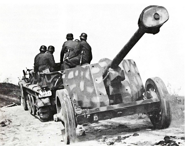 Иллюстрация к книге — Танковый блицкриг [i_130.jpg]