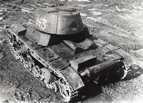 Иллюстрация к книге — Танковый блицкриг [i_136.jpg]