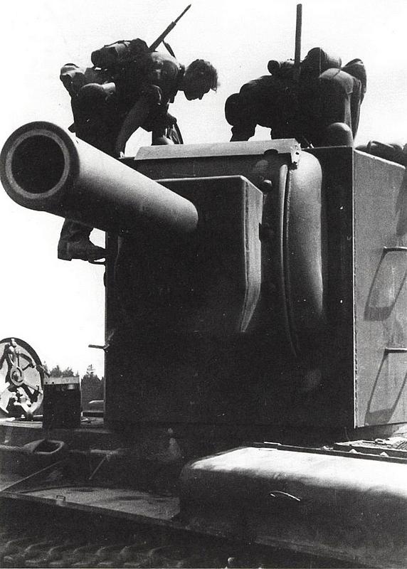 Иллюстрация к книге — Танковый блицкриг [i_205.jpg]