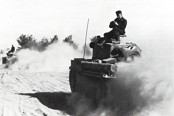 Иллюстрация к книге — Танковый блицкриг [i_216.jpg]